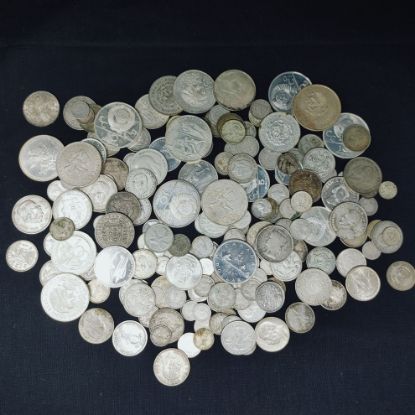 Picture of 42ozt Assorted Foreign/World Silver Coins 28243