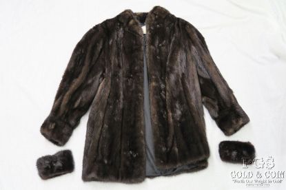 Picture of Rich Dark Brown Women's Mink Fur Coat with Cuffs for Menger Cuffs Med Length
