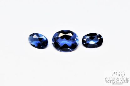 Picture of 3 Blue Oval Sapphire Stones 4.02ct Total Weight 