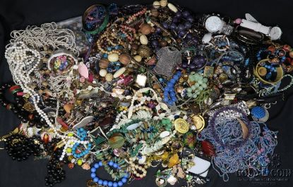 Picture of 12.5lbs High End Vintage/Modern Fashion Jewelry