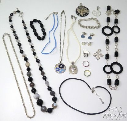 Picture of Assorted Fashion Jewelry w/ Sterling Silver Silpada, Lauren Adams Rings