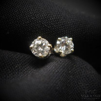Picture of 14k .60cttw SI/H-I Diamond Stud Earrings 