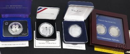 Picture of Assorted Commemorative Proof Medals (4pcs)