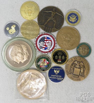 Picture of Assorted Large Size United States Medals & Tokens (15pcs)