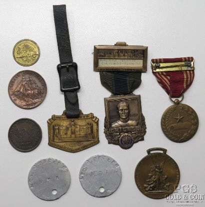 Picture of Assorted Vintage Military Tokens/ Medals (8pcs)