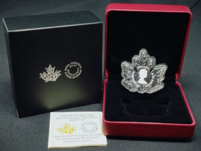 Picture of 1988-2018 Canada $30 1oz Silver Maple Leaf 30th Anniversary Box/COA 