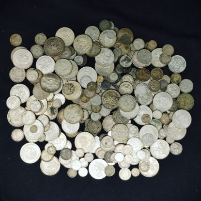 Picture of 72oz Assorted World/Foreign Silver Coins 